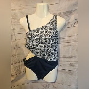 Crazy 8 Girls One-piece SWIM, Size 14-16